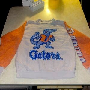 UF Gators Crew Neck Sweater (Beautiful Stitching)(Riddle manufacturing)